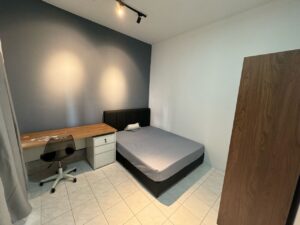 Fully furnished medium room for rent at Bandar Puteri Puchong near IOI Mall