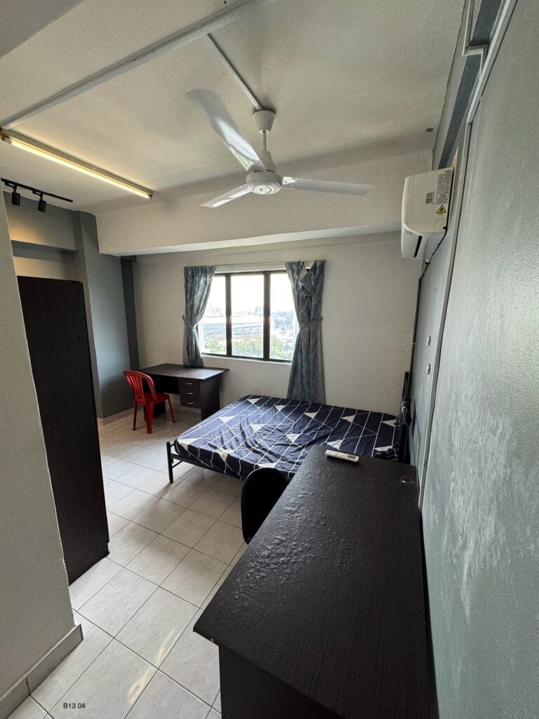 Fully furnished master room at Vista Komanwel B with private bathroom