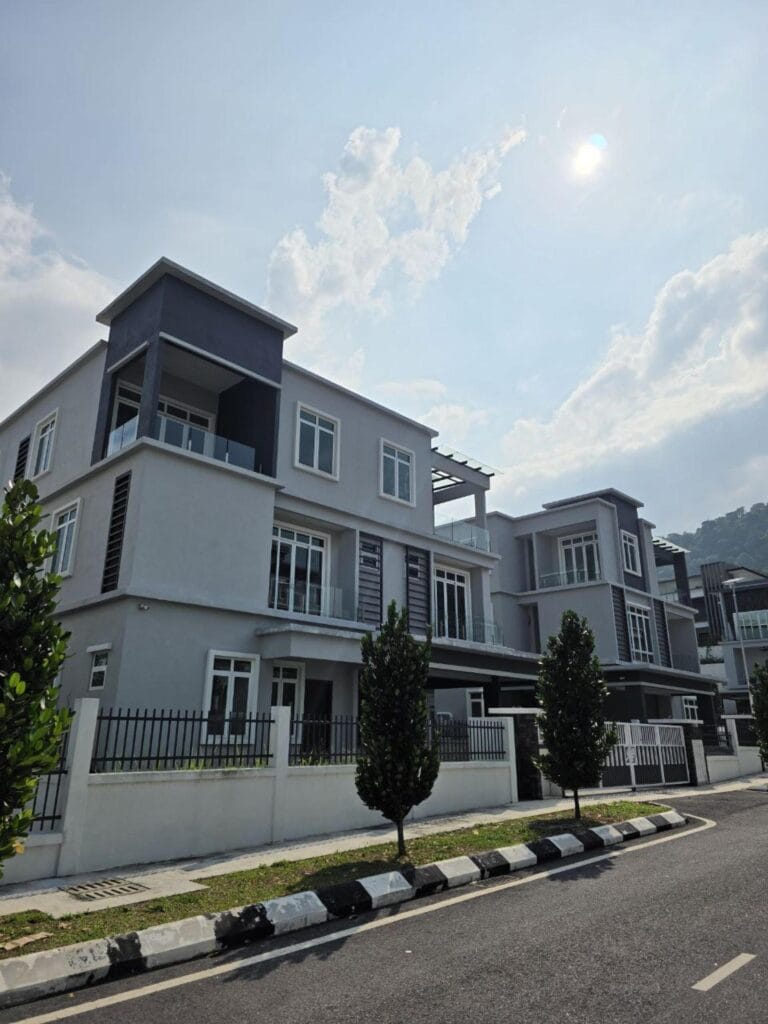 Freehold 3 storey bungalow with private lift and swimming pool at TTDI Heights