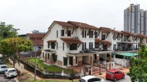 2.5 storey corner terrace house for sale in Bandar Kinrara BK9