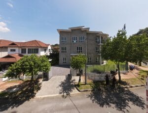 3 storey bungalow house for sale in Seksyen 9 Kota Damansara