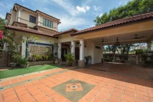 3 storey Director’s Lot bungalow for sale at Villa Damansara Kota Damansara