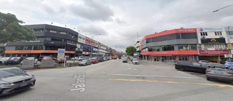 Freehold 3 storey corner shoplot at SS2 Petaling Jaya for sale