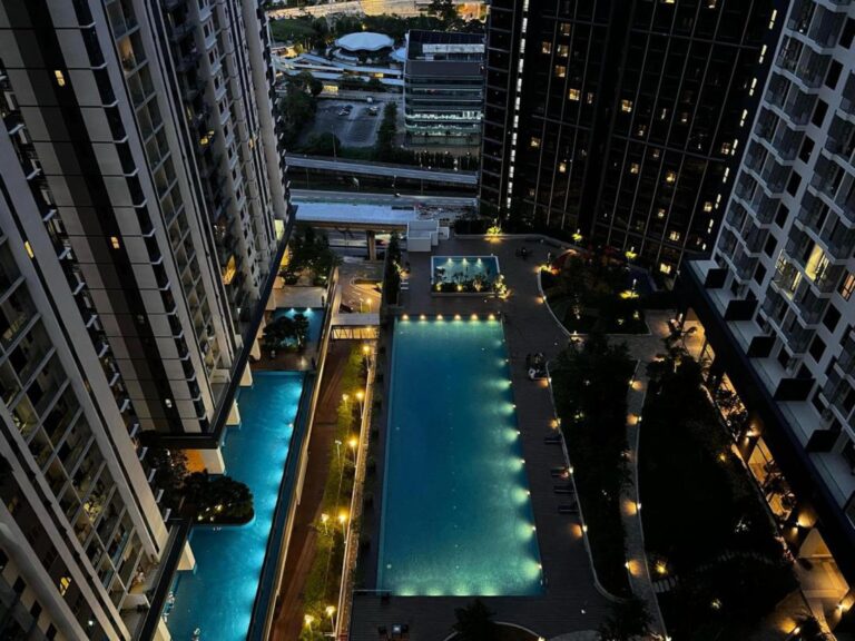 Fully furnished 2-bedroom condo for rent at Southlink Bangsar South Kuala Lumpur