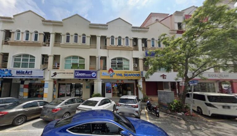 Renovated 3 storey shoplot for rent at Dataran Sunway Kota Damansara