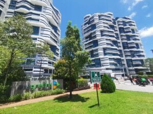Partially furnished Aragreens Condominium Ara Damansara for sale
