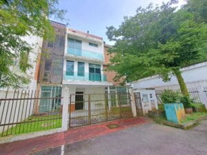 3 storey endlot semi-D for sale at Villa Laman Cahaya TTDI