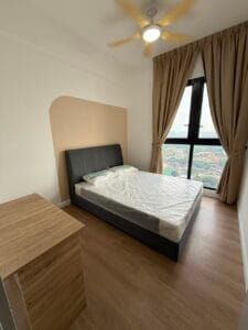 fully furnished medium room for rent at Skyline KL Pudu