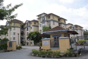 Sri Angkasa Apartment Taman Alam Megah freehold 3 bedroom for sale