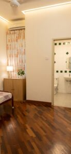Original fully furnished single room with linked bathroom in Bandar Puteri Puchong