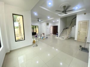 Renovated corner terrace house in Bandar Kinrara BK9 for rent